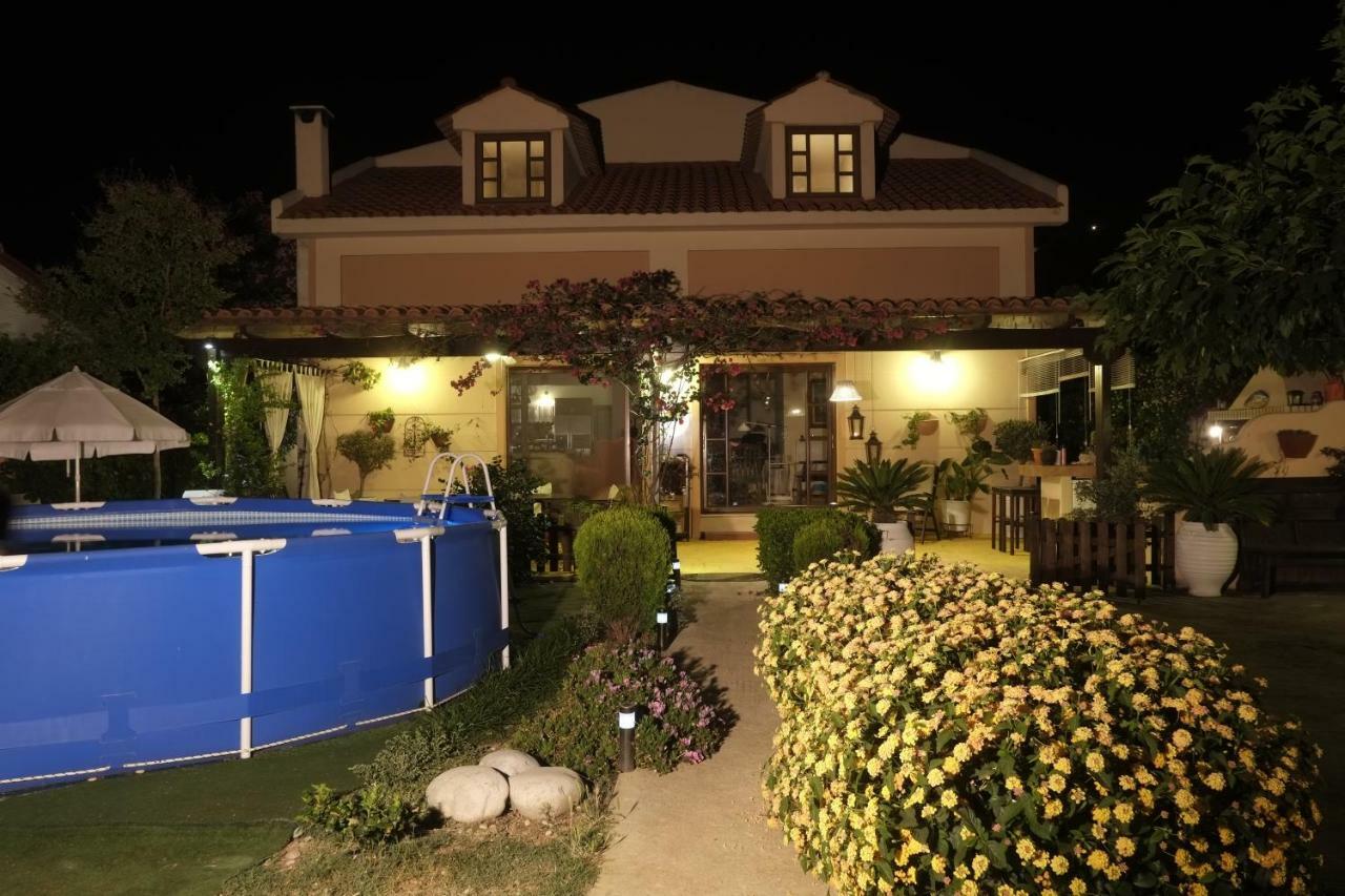 Rafina Great Feeling Villa ภายนอก รูปภาพ