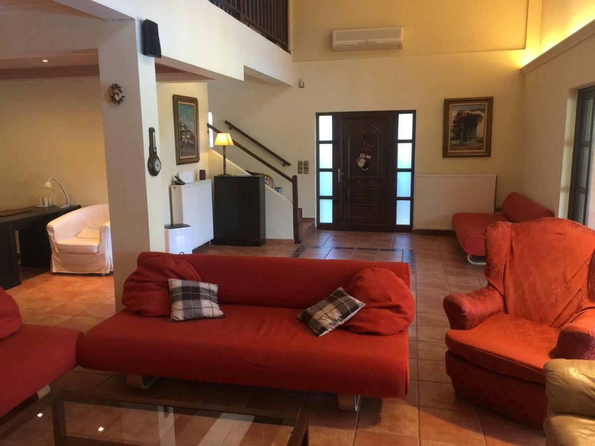 Rafina Great Feeling Villa ภายนอก รูปภาพ