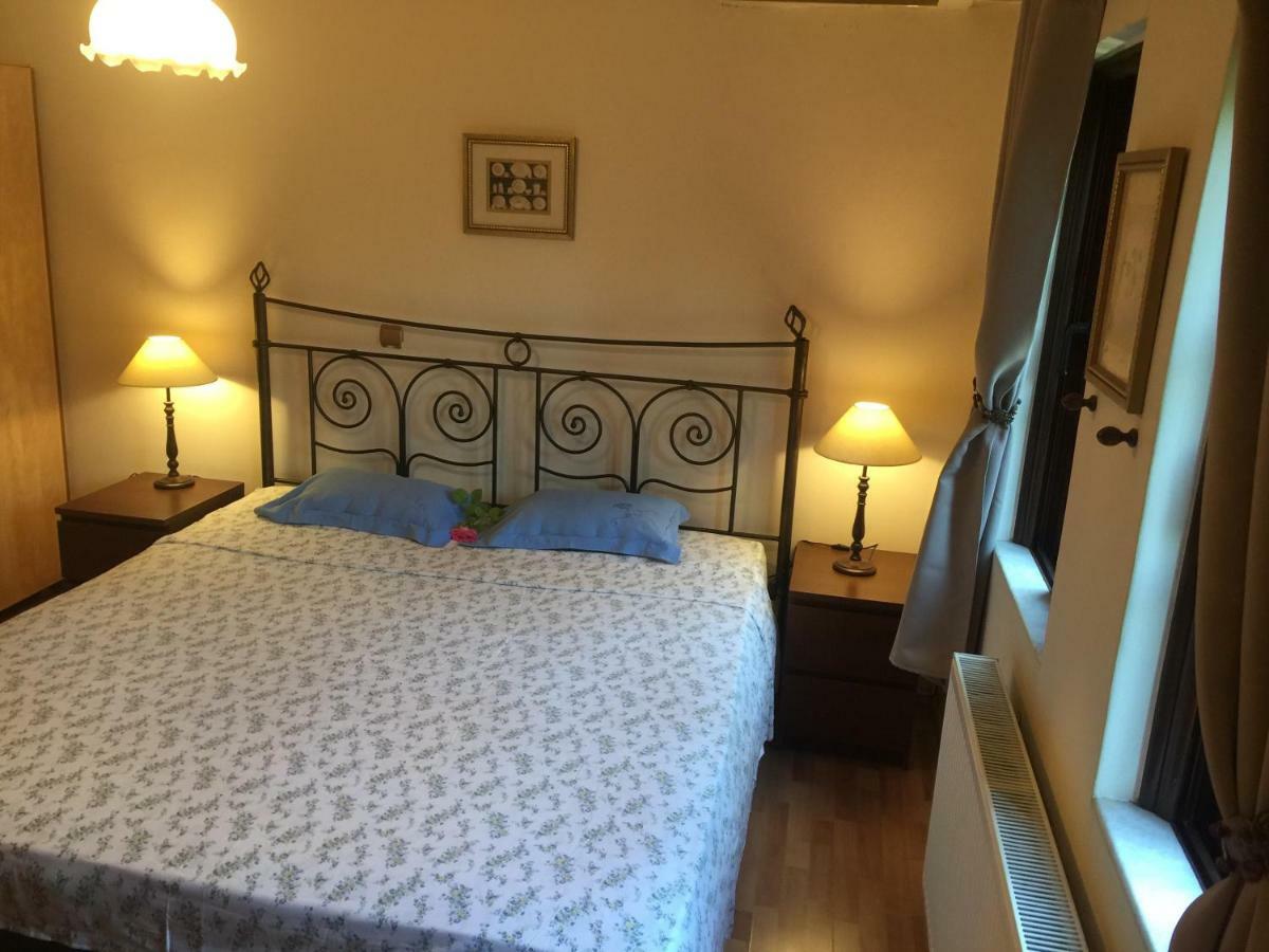 Rafina Great Feeling Villa ภายนอก รูปภาพ