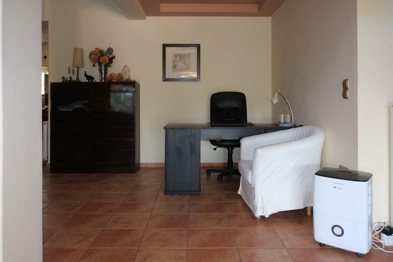 Rafina Great Feeling Villa ภายนอก รูปภาพ